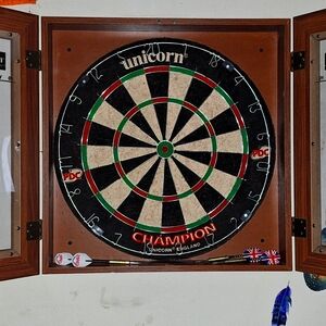 Unicorn cork dartboard